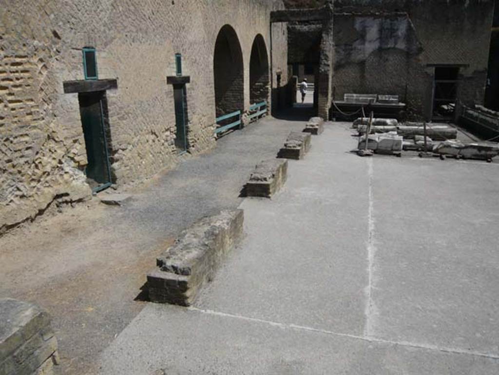 Herculaneum, August 2013. Sacred Area terrace, looking east across terrace.
This area was originally a large garden area. Photo courtesy of Buzz Ferebee.